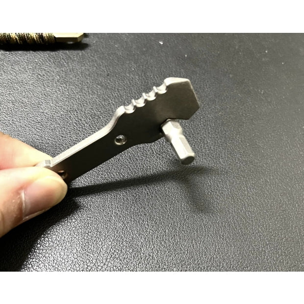 Utoku Tools EDC Titanium Multitool - Image 5