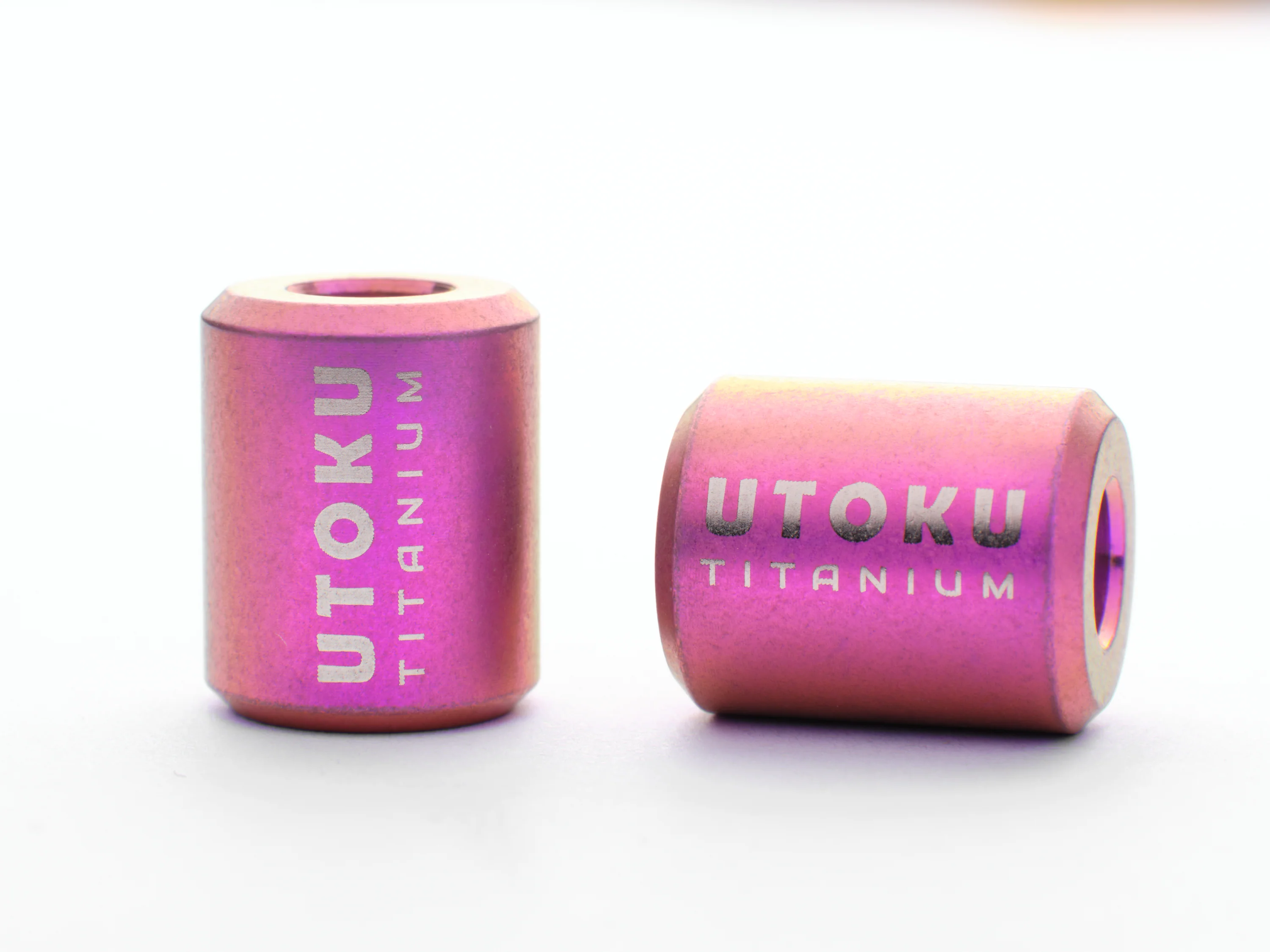 UTOKU TOOLS Titanium Alloy Pendant With Black Paracord - Pink - Image 3